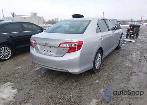 2012 Toyota Camry Le z USA, uszkodzony, nr VIN 4T1BF1FK4CU018872